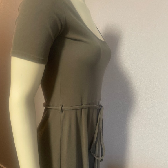 Vince Scoop Neck Midi Dress. 100% Cotton. Size Small - Picture 6 of 10